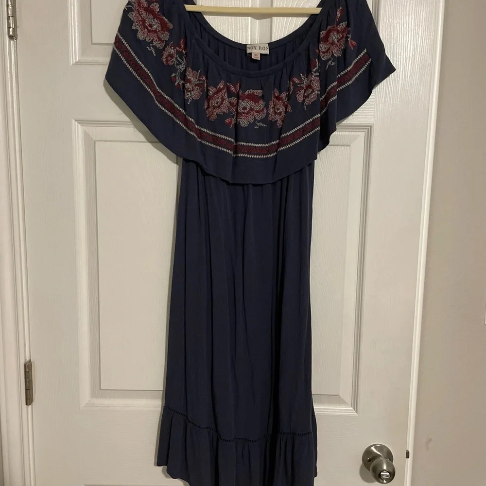 Off shoulder midi dress - Picture 5 of 5